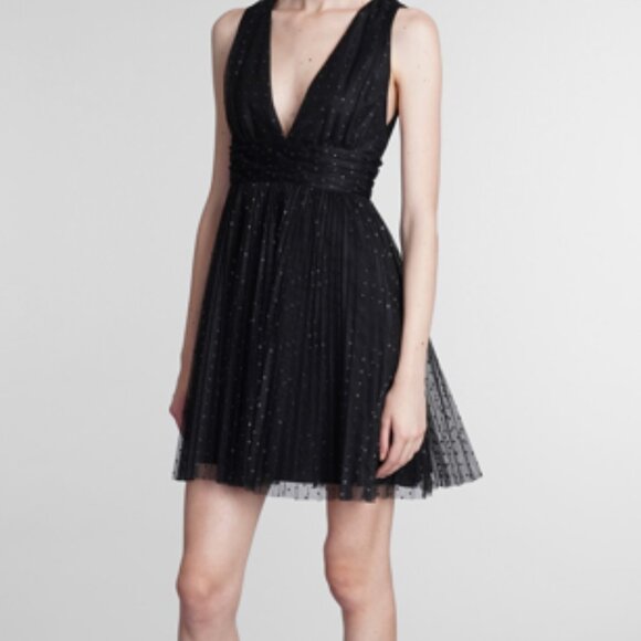 Maggy London Dresses & Skirts - Maggy Lodon Sequin Fit and Flare Dress